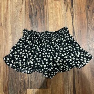 Wild Fable Black Floral High Waist Shorts Size XXL EUC Stretchy Flowy and Comfy